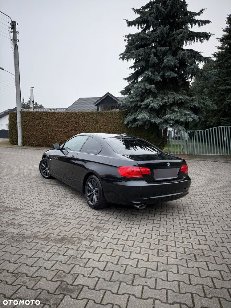BMW Seria 3 320d DPF - 6