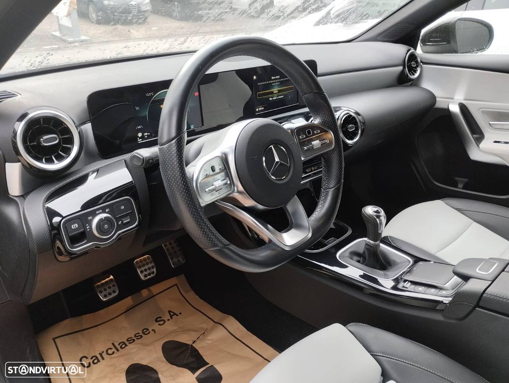 Mercedes-Benz A 180 Limousine d AMG Line - 2