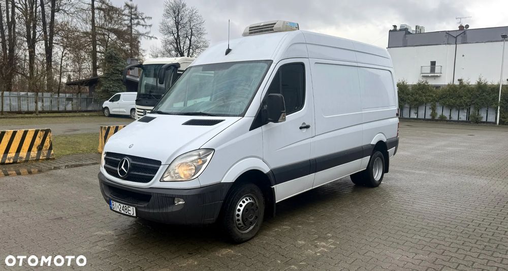 Mercedes-Benz SPRINTER  3.0 V6 519 CHŁODNIA - 9