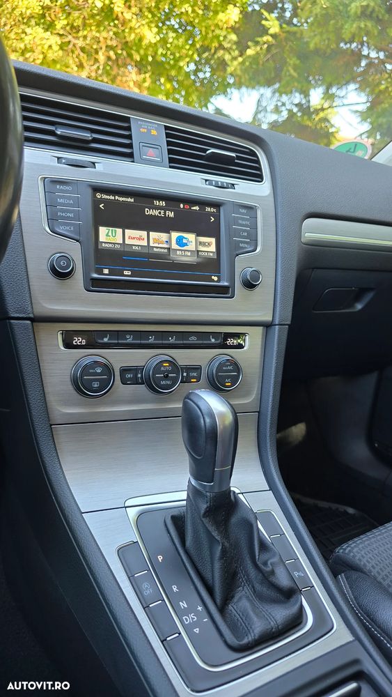 Volkswagen Golf - 21