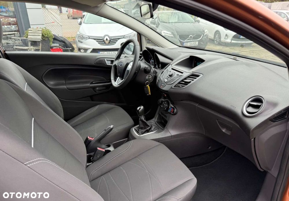 Ford Fiesta - 22