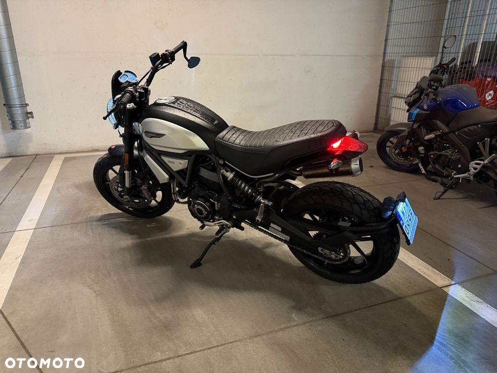 Ducati Scrambler - 1