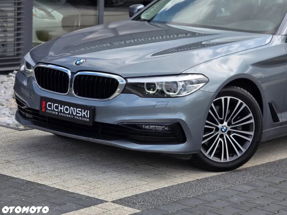 BMW Seria 5 520i GPF Sport Line sport - 35