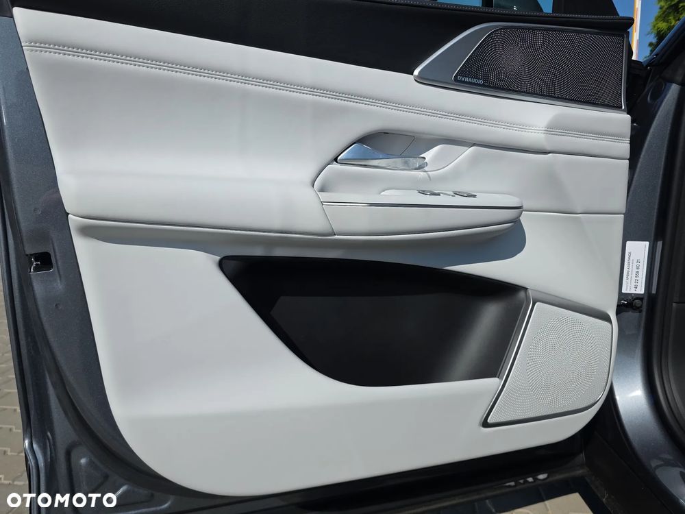 XPeng G9 94.6 kWh AWD Performance - 11