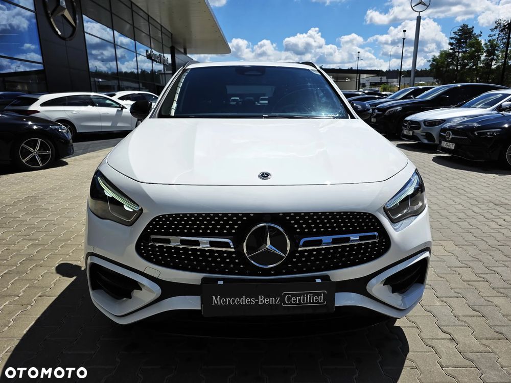 Mercedes-Benz GLA 200 AMG Line - 2