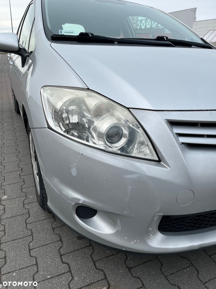 Toyota Auris 1.33 VVT-i Terra - 8