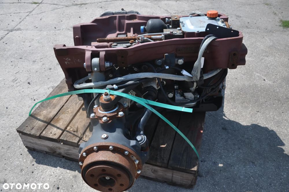 Most zwolnica dyferencjał wom  wspornik Sadowniczy  Same deutz Lamborghini - 7