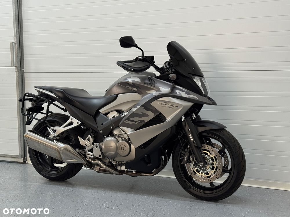 Honda VFR - 1