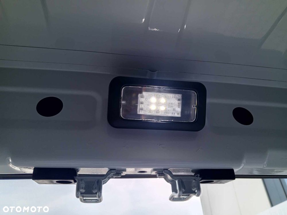 Iveco Daily 35S18HA8V MY24 - 10