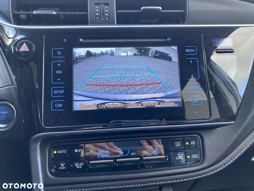 Toyota Auris Hybrid 135 Comfort - 19