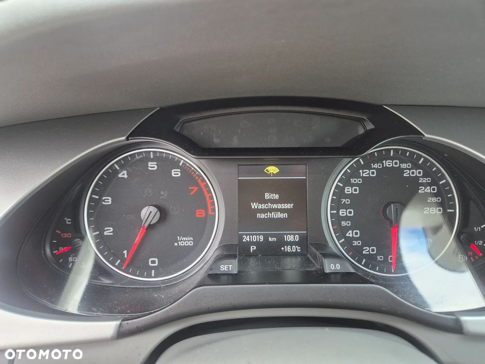 Audi A4 Limousine - 17