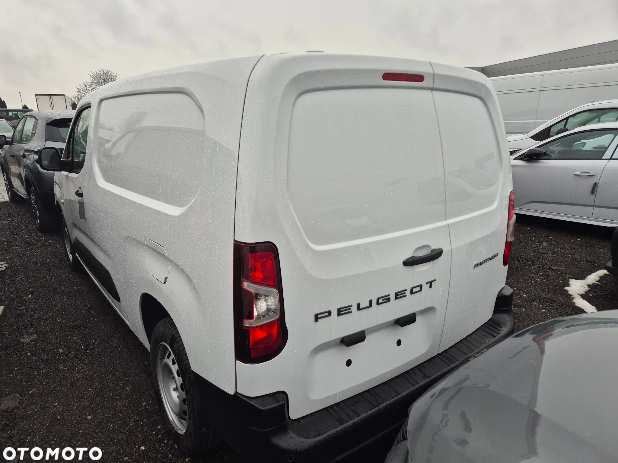 Peugeot Furgon Long 1.5 HDI 130KM AUTOMAT eat8 !! OD RĘKI WYPRZEDAŻ !! - 5