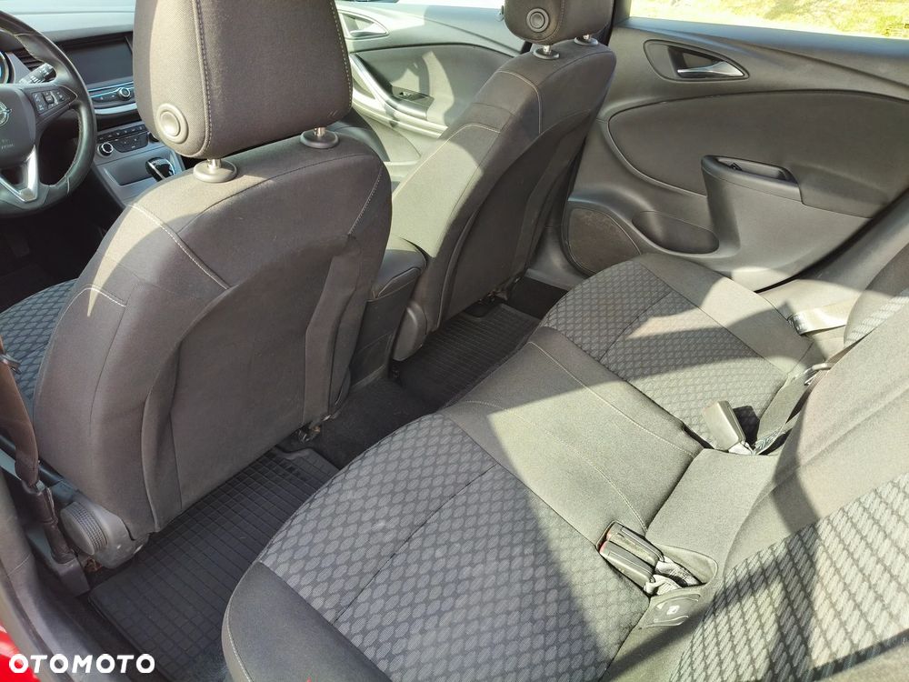 Opel Astra 1.6 CDTI Enjoy - 9