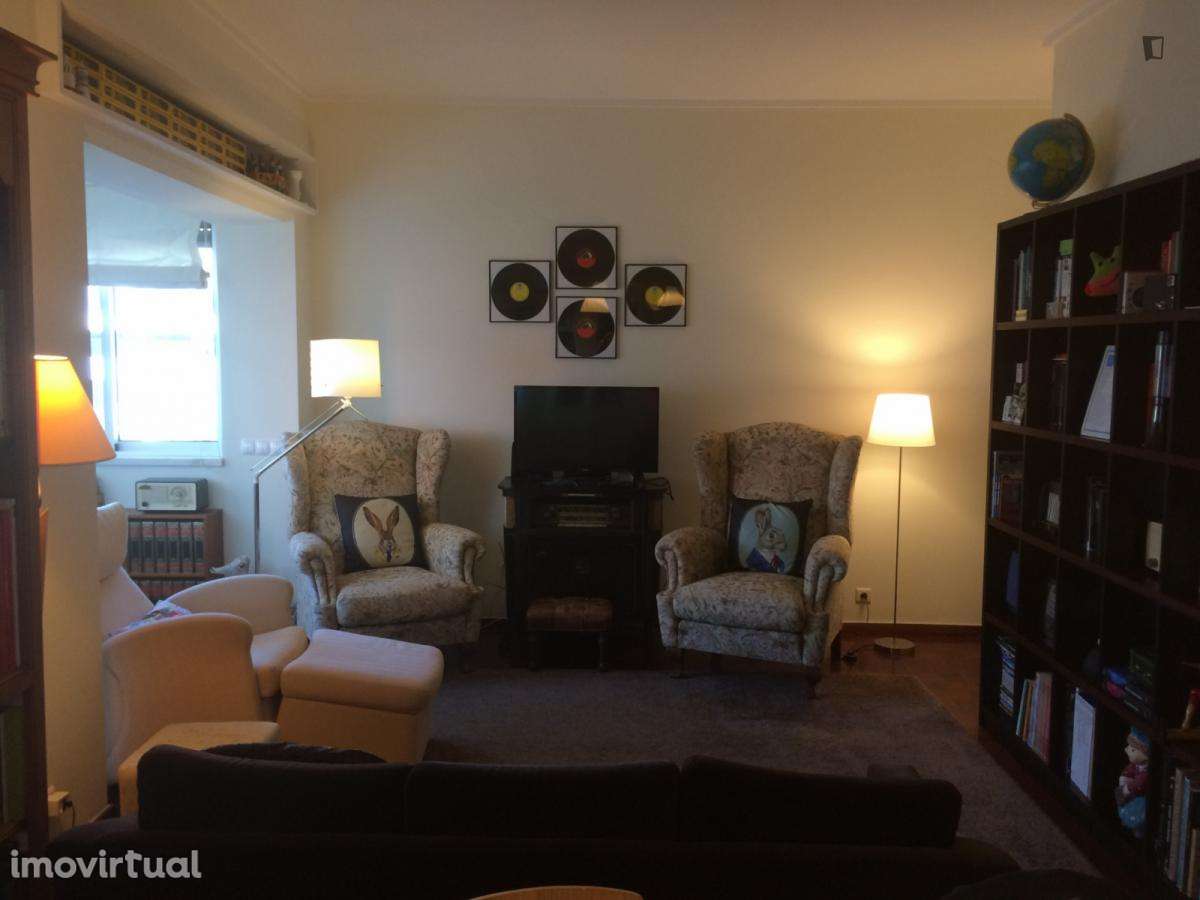 Quarto - localizado em Oeiras Lisbon - Grande imagem: 3/48