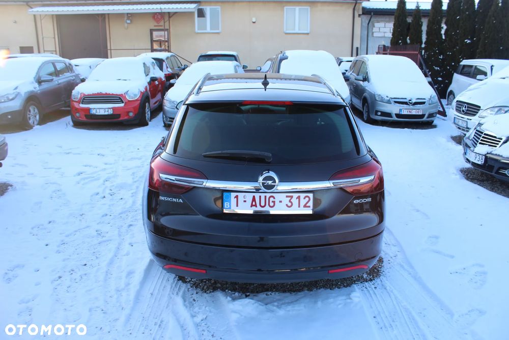Opel Insignia - 10