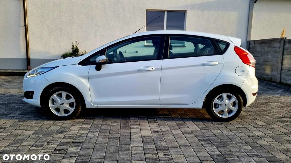 Ford Fiesta - 17