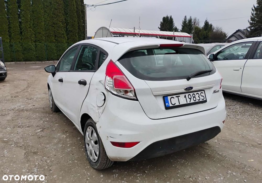 Ford Fiesta - 5