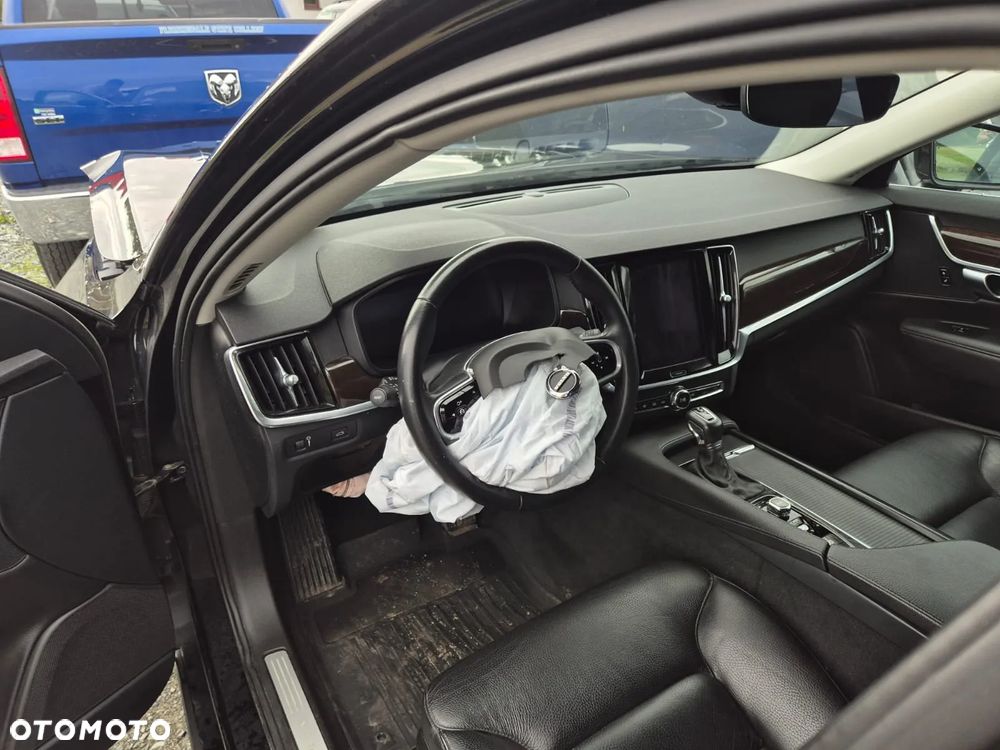 Volvo S90 T5 Momentum - 14