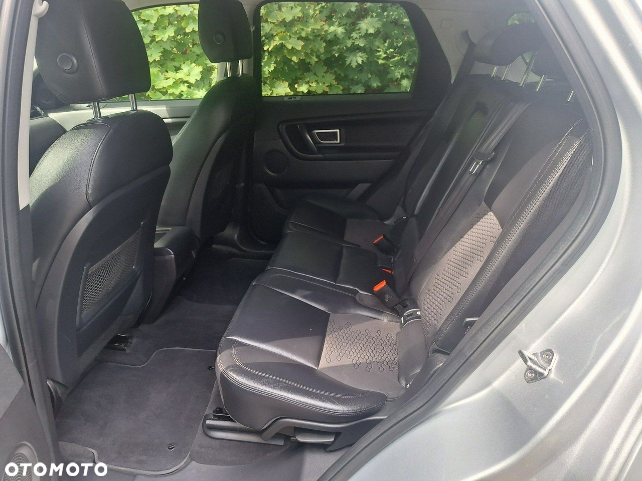 Land Rover Discovery Sport - 14