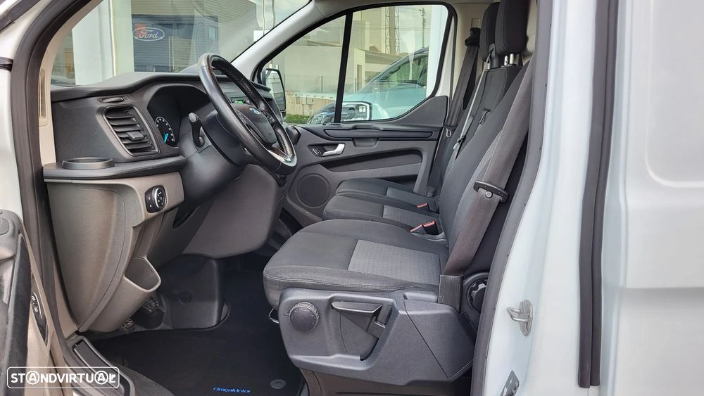 Ford Transit Custom - 8