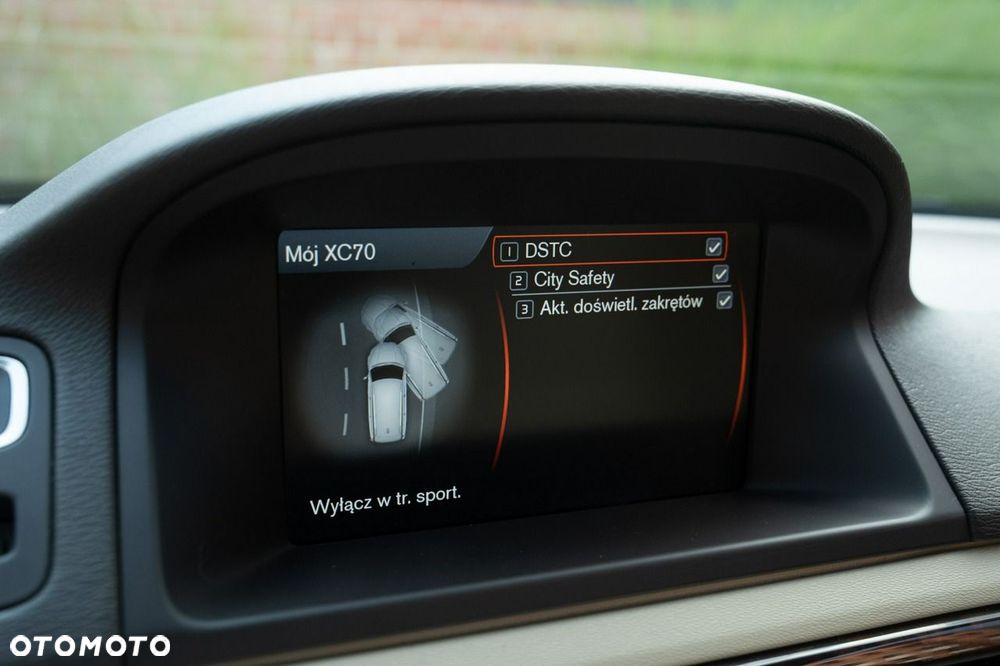 Volvo XC 70 3.2 AWD Summum - 19