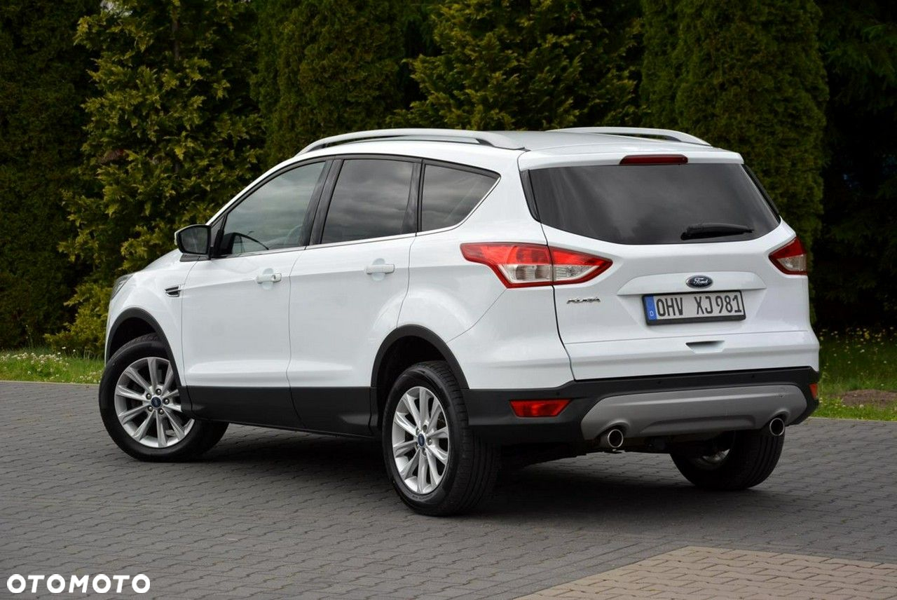 Ford Kuga 2.0 TDCi 2x4 Titanium - 6