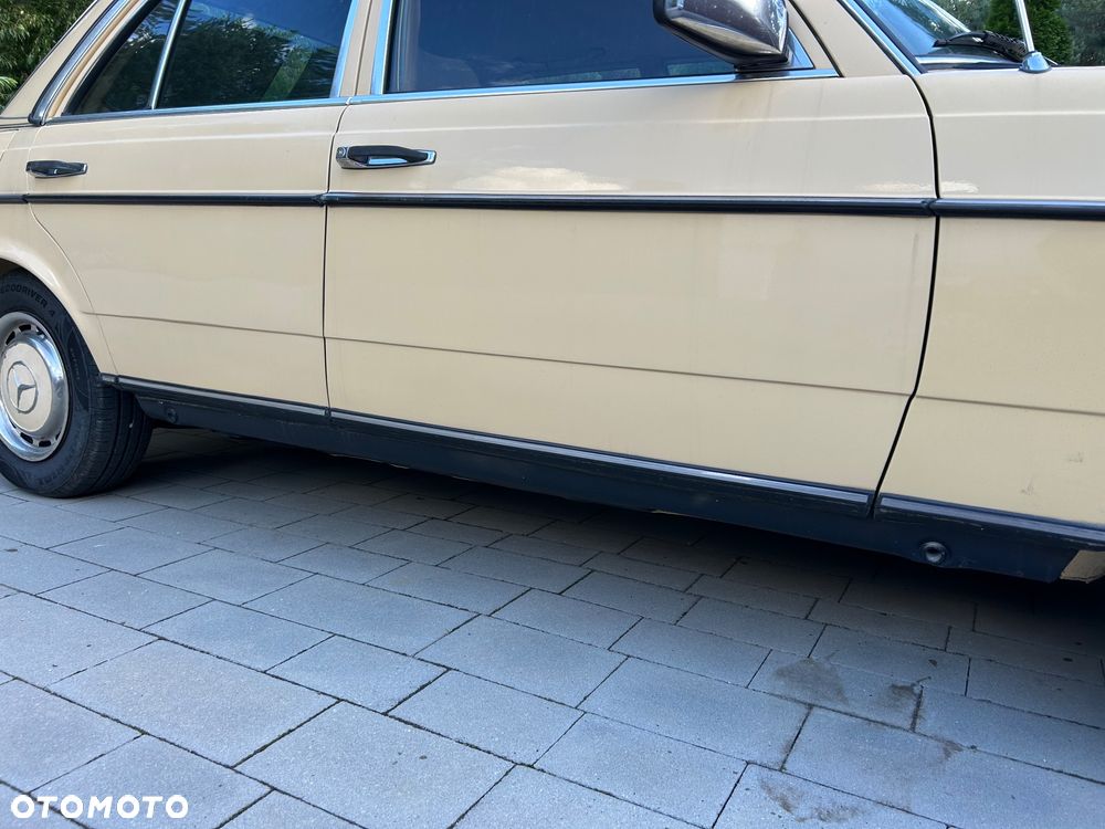 Mercedes-Benz W123 - 8