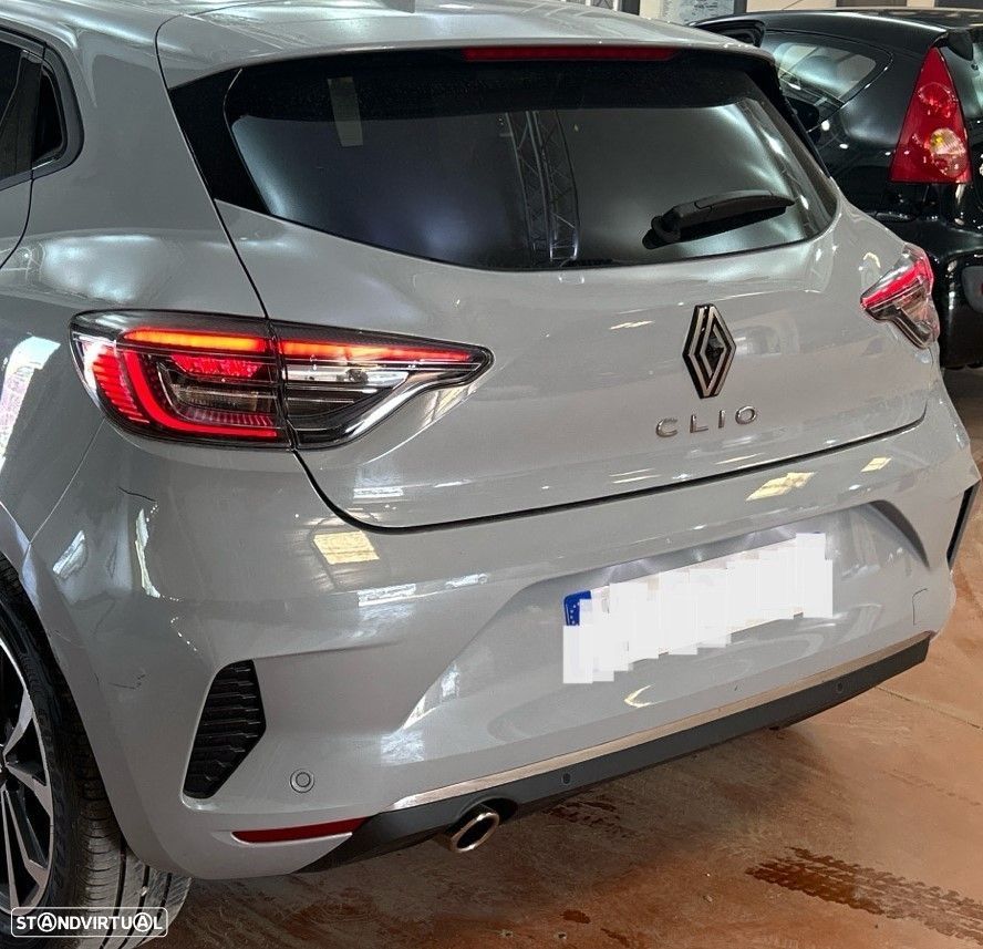 Renault Clio 1.0 TCe Techno Bi-Fuel - 3