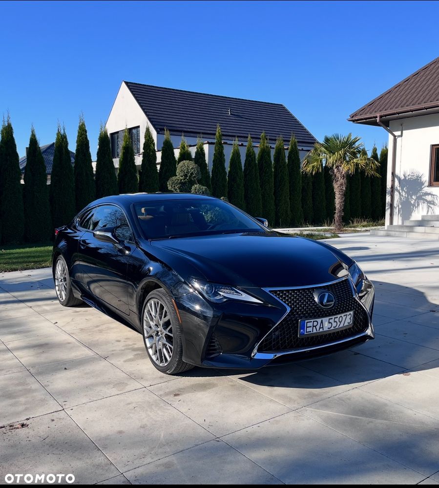 Lexus RC - 1