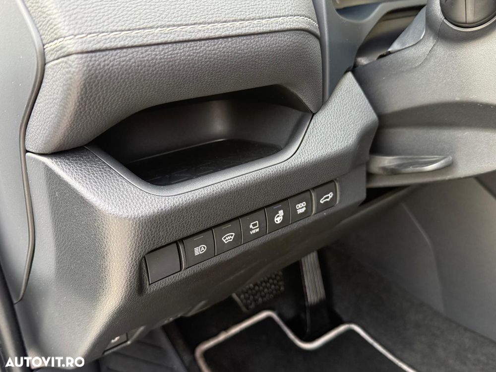 Toyota RAV4 Luxury 2.5 HYBRID 222CP AWD - 25