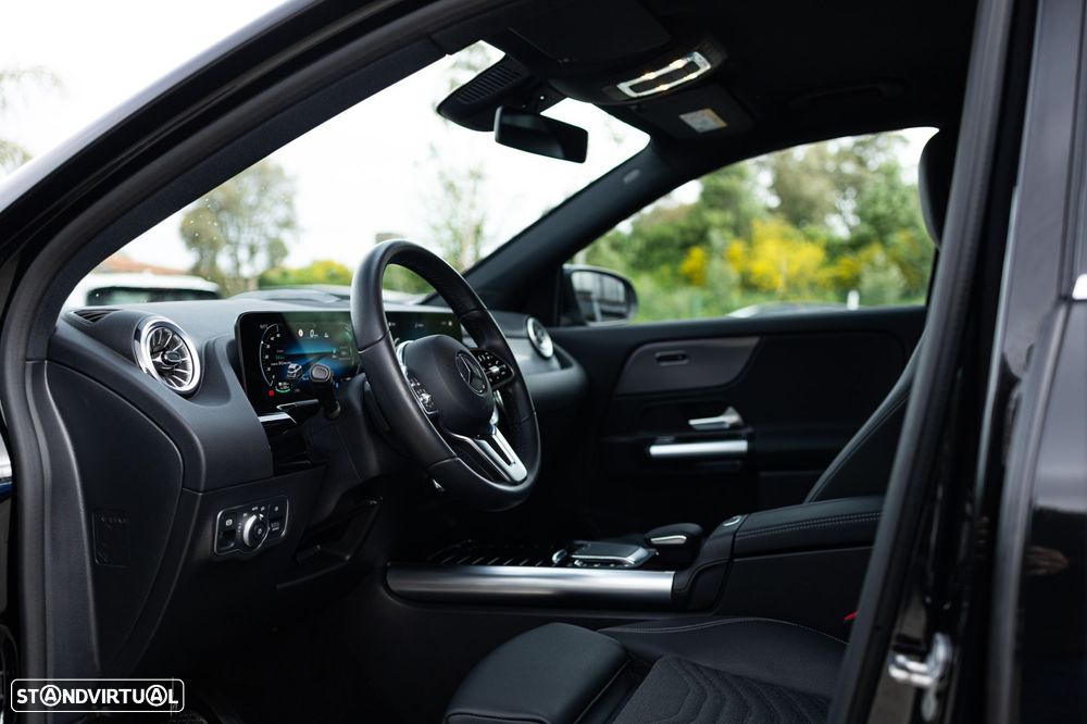 Mercedes-Benz EQA 300 4Matic Progressive - 32