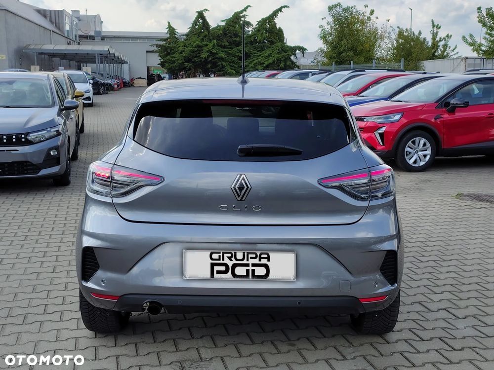 Renault Clio - 6