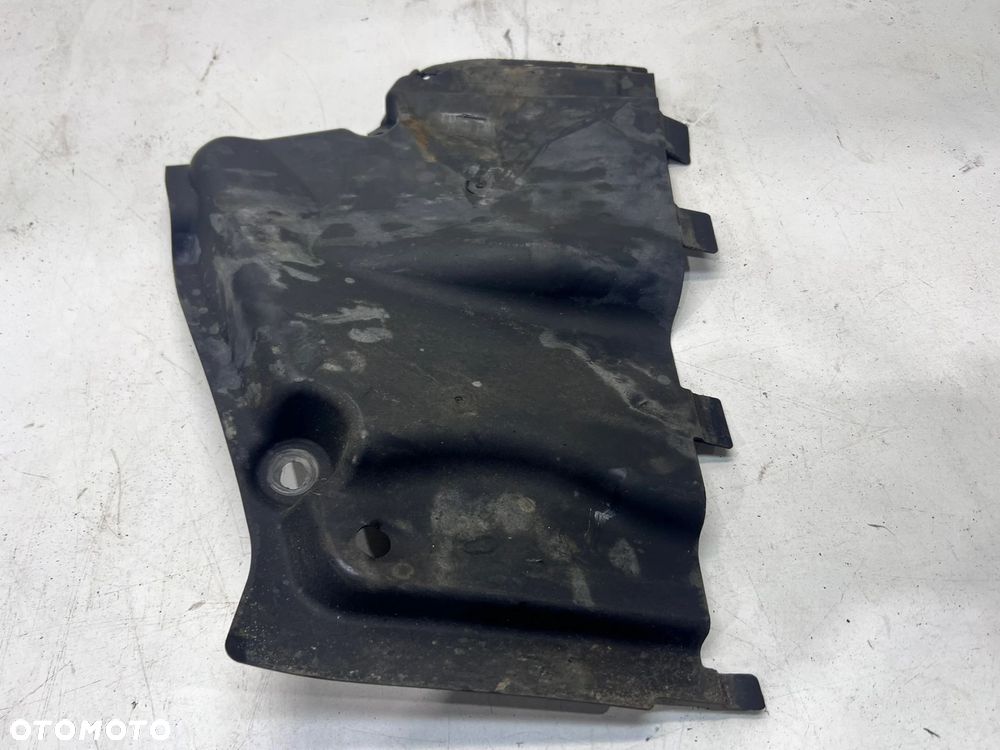 OSŁONA PŁYTA PODWOZIA PRAWY PRZÓD MAŁA AUDI Q5 FY 80A825202A 29/26 - 3