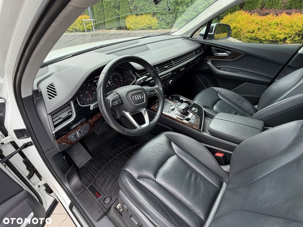 Audi Q7 3.0 TFSI Quattro Tiptronic - 13