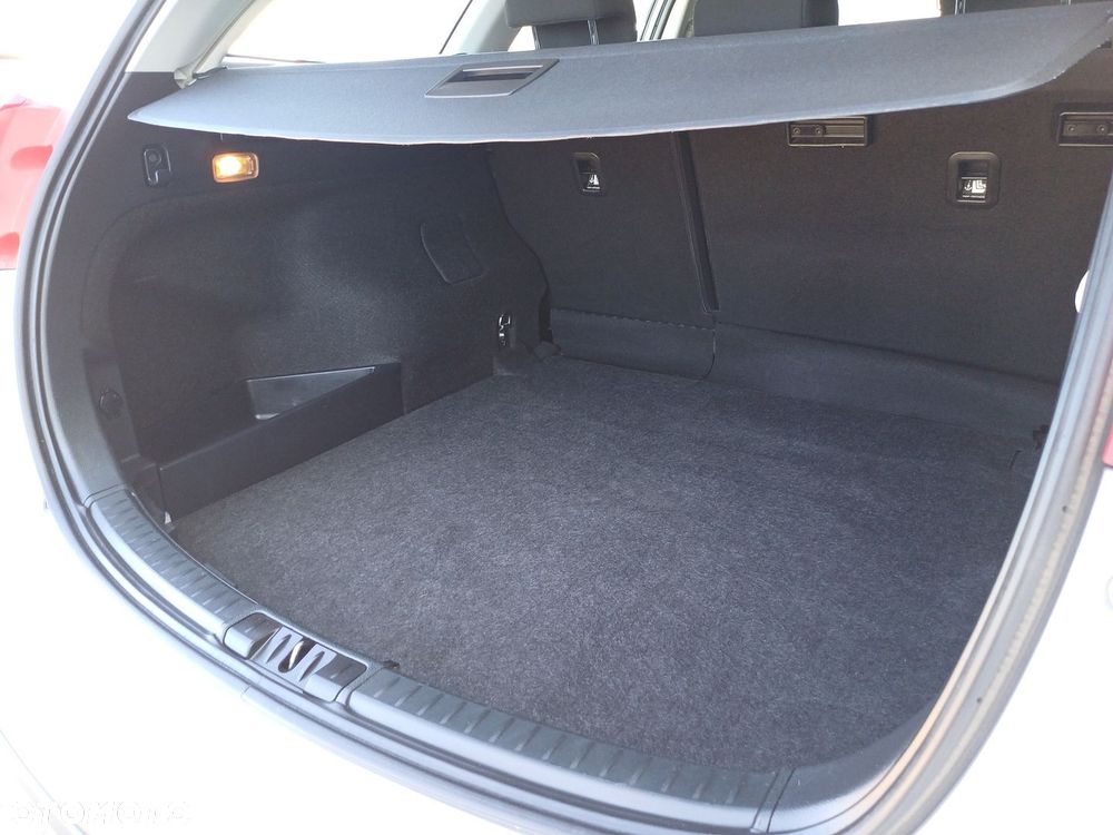 Toyota Auris 1.6 Active - 22