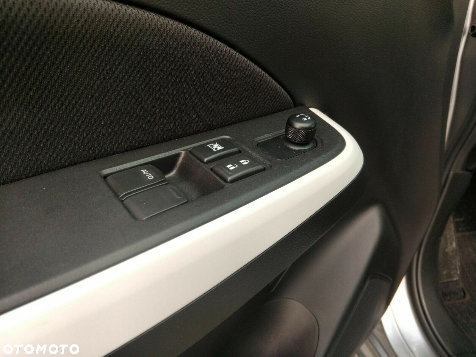 Suzuki Swift - 11