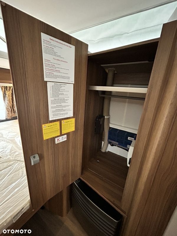 Hymer-Eriba Touring 542 - 18