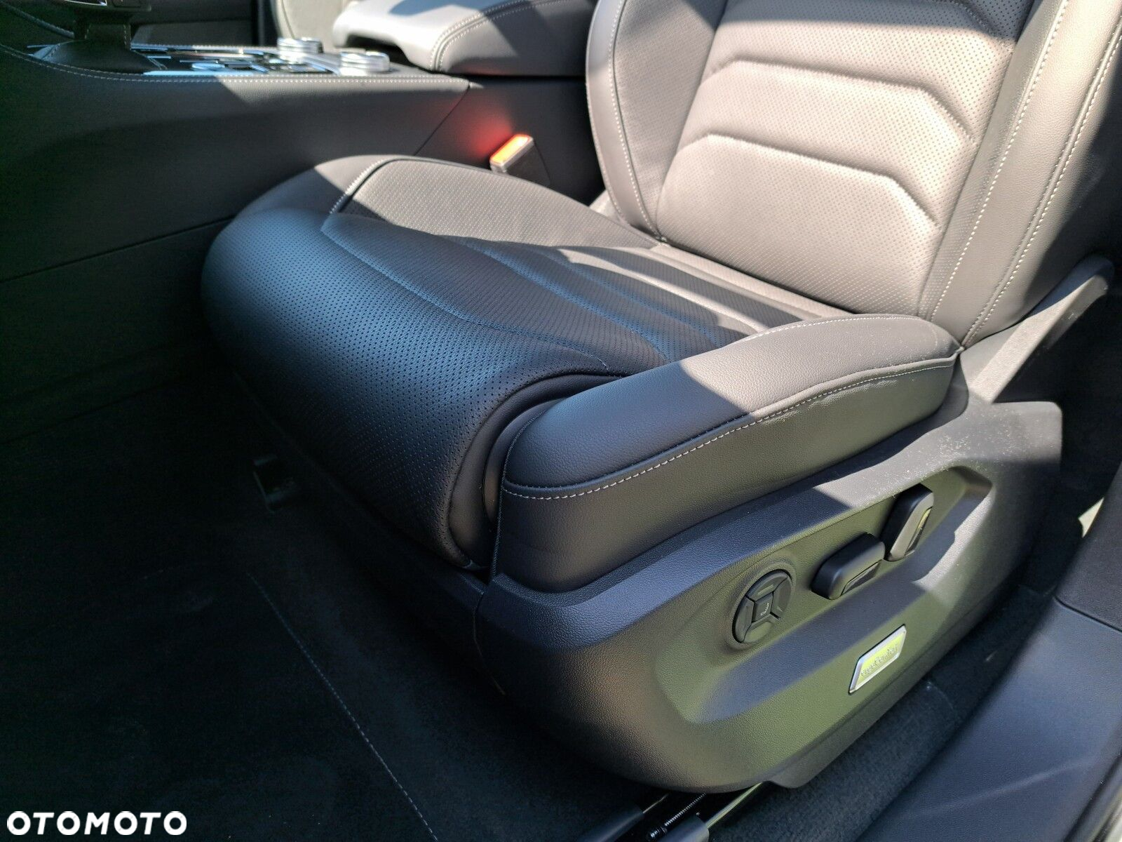 Volkswagen Touareg 3.0 V6 TDI 4Motion R-Line - 21