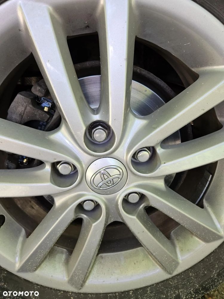 Toyota Auris - 19