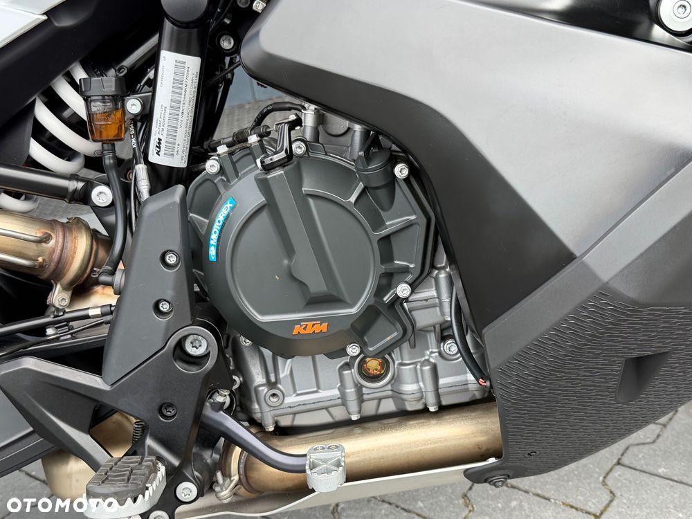 KTM Adventure - 16