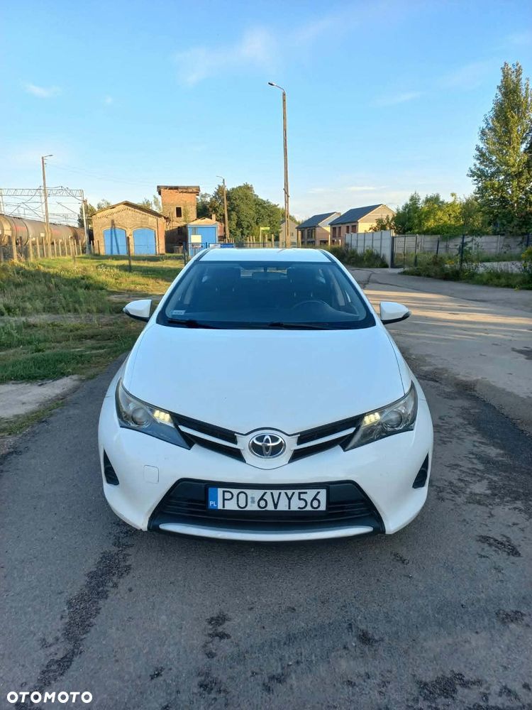 Toyota Auris 1.4 D-4D Active - 6