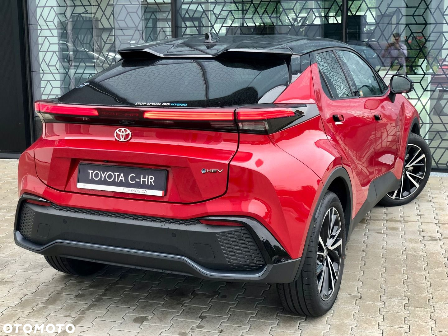 Toyota C-HR - 12
