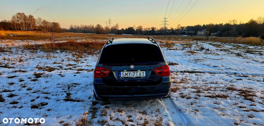 BMW Seria 3 320d - 9