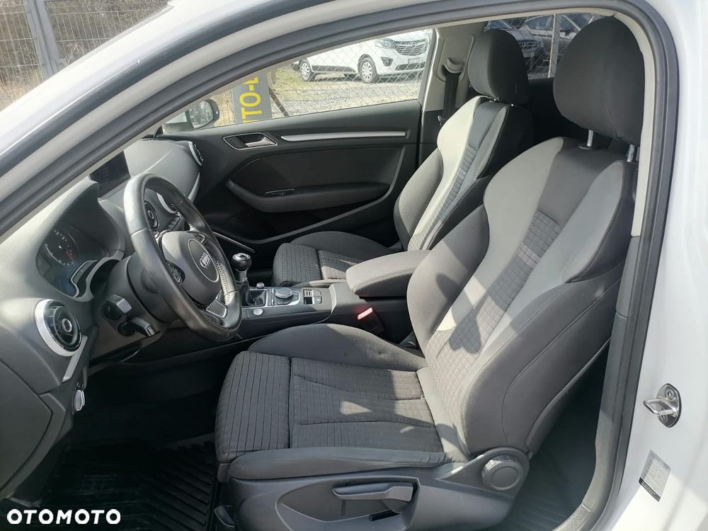Audi A3 3-drzwiowe - 8
