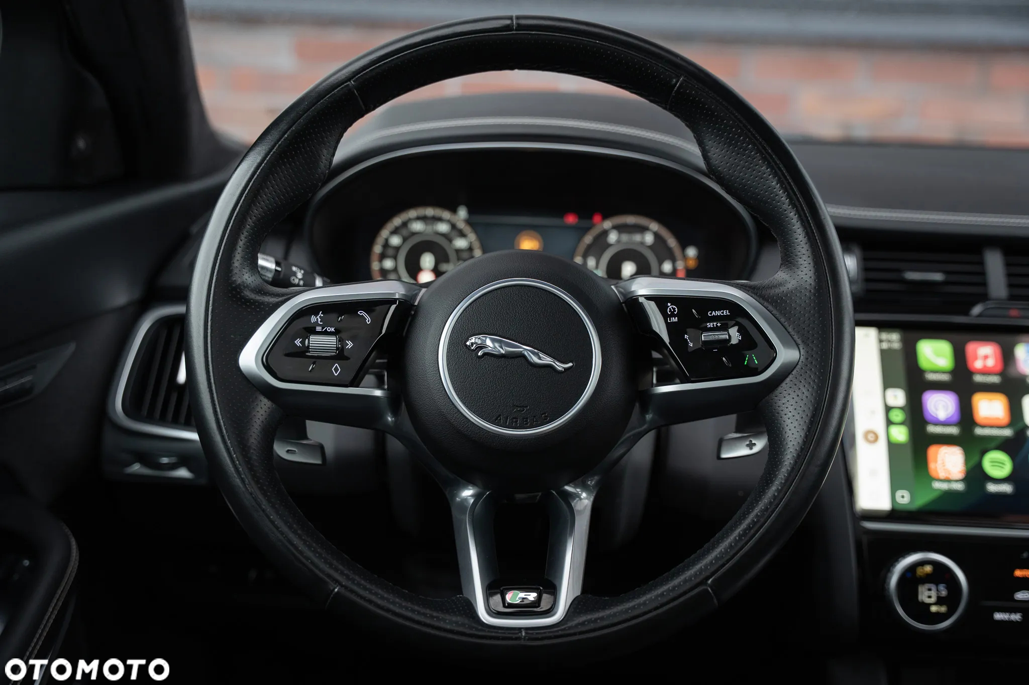 Jaguar E-Pace D165 AWD - 27