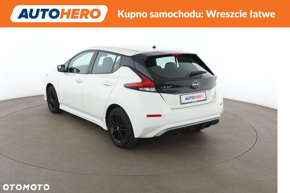 Nissan Leaf - 4