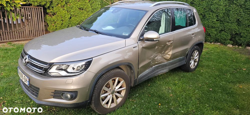 Volkswagen Tiguan 1.4 TSI DSG BlueMotion Technology Lounge Sport & Style - 4