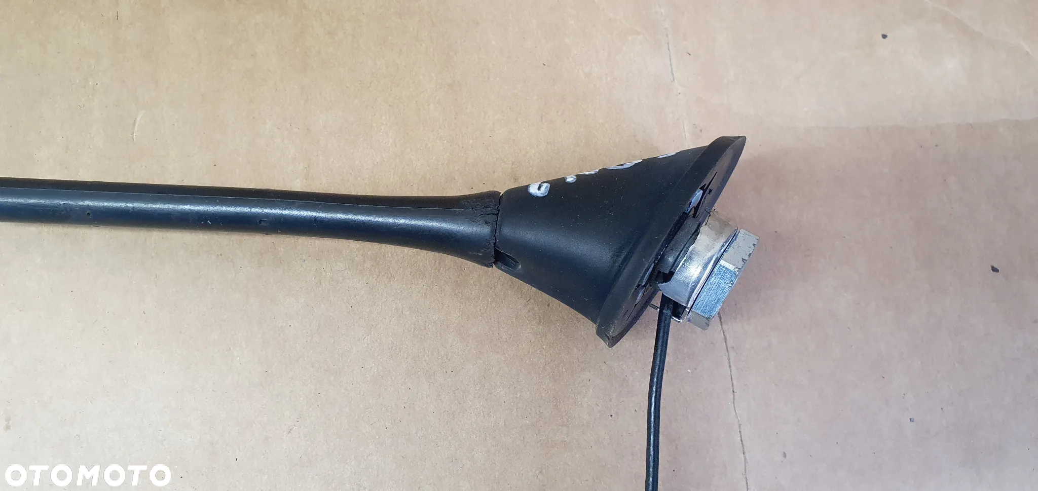 Antena dachowa radia Seat Leon II - 3