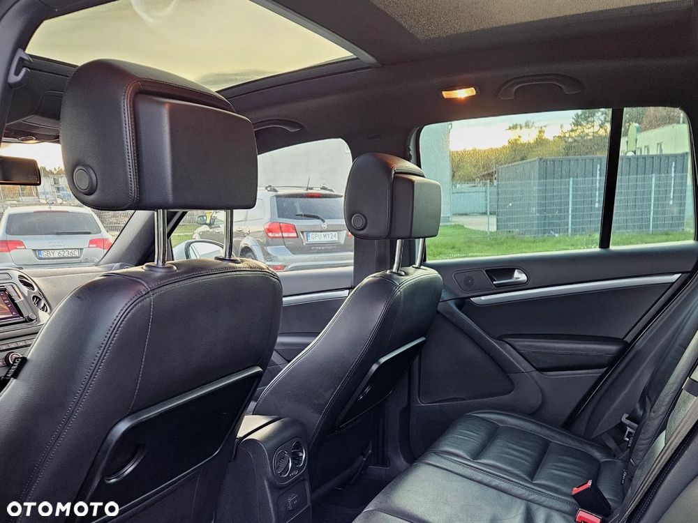 Volkswagen Tiguan 2.0 TDI SCR 4MOTION BlueMotion Technology DSG Sport & Style - 19