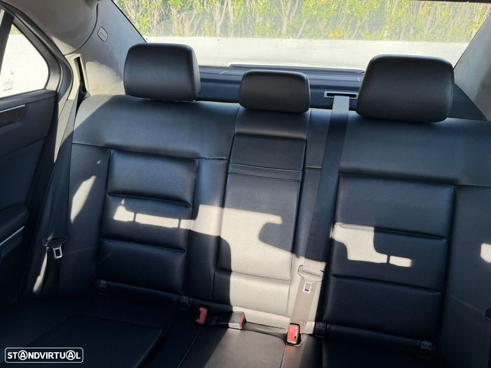 Mercedes-Benz E 220 - 9